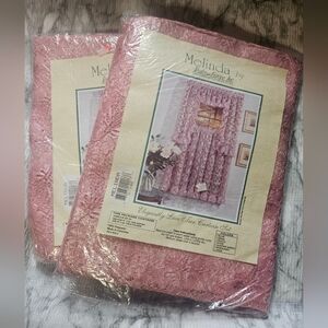 2 Vintage Lace Tier Curtain Sets In Rose PINK
